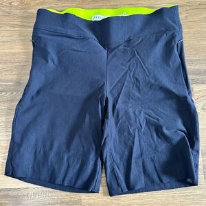 Gretchen Scott Pull On Shorts Size Small Navy Blue‎ Bermuda Stretch Classic 8”